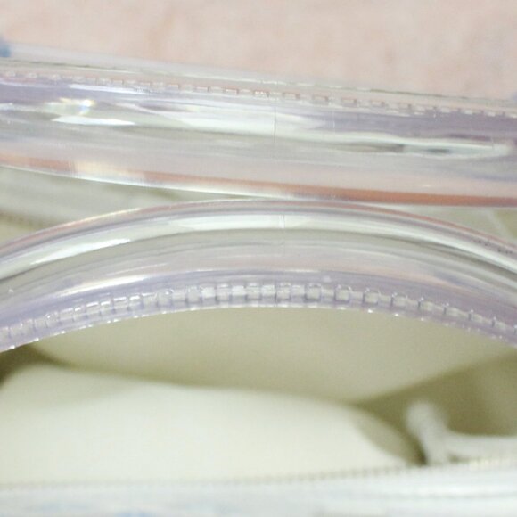 Marc Jacobs The Jelly Small Tote Bag in Clear - Picture 13 of 16